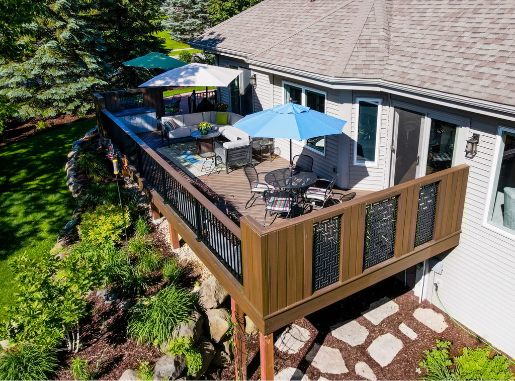 Artisan Deck and Outdoor Living Projects_1