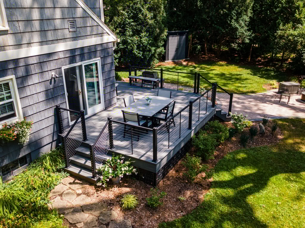 Artisan Deck and Outdoor Living Projects_2