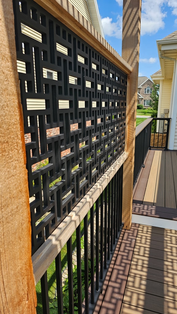Artisan Deck and Outdoor Living Projects_13